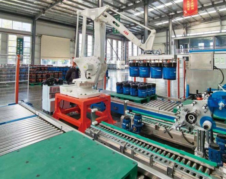 Palletizer features and applications